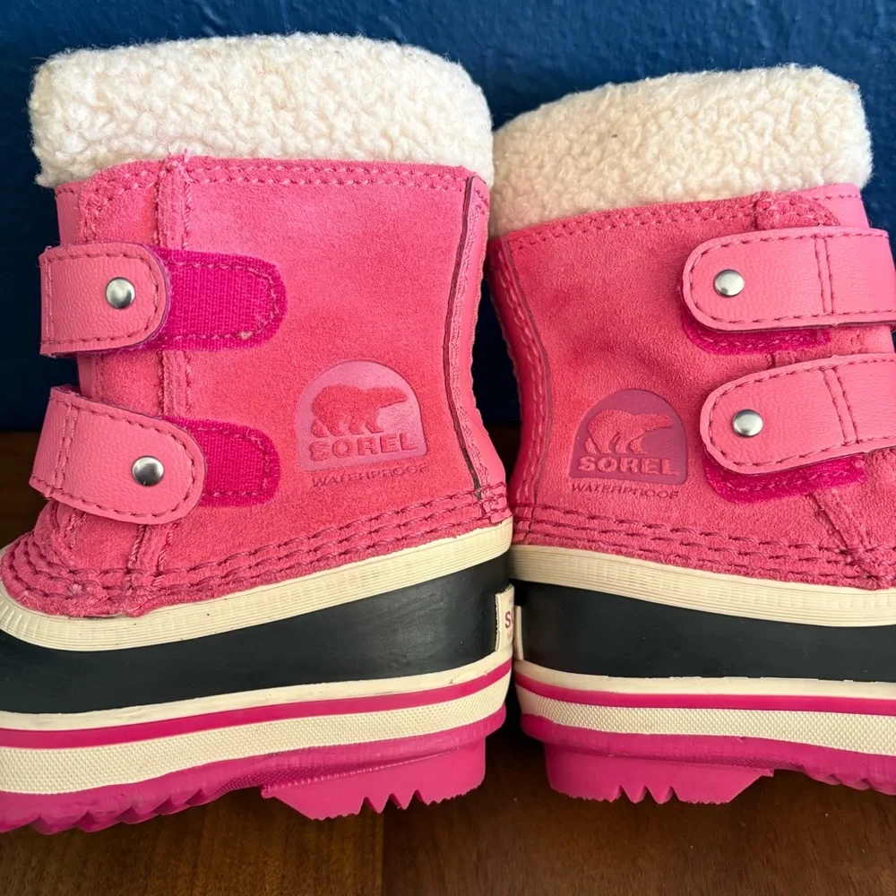 Sorel 1964 PAC Strap Boot‎ Pink Little Girl Size 4 Snow Winter Sledding Outdoor